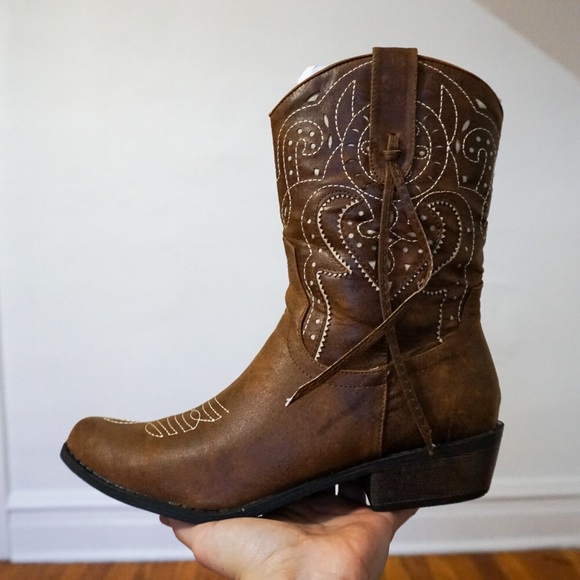 coconuts nash cowboy boot